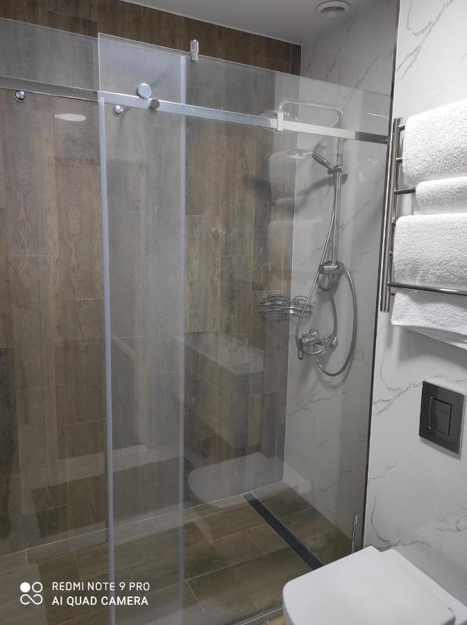 Жомарт Hotell Aktobe Eksteriør bilde